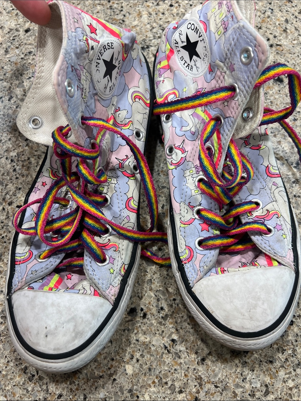 Converse Kids' Pink Unicorn Rainbow High-Top Sneakers needs cleaned z22